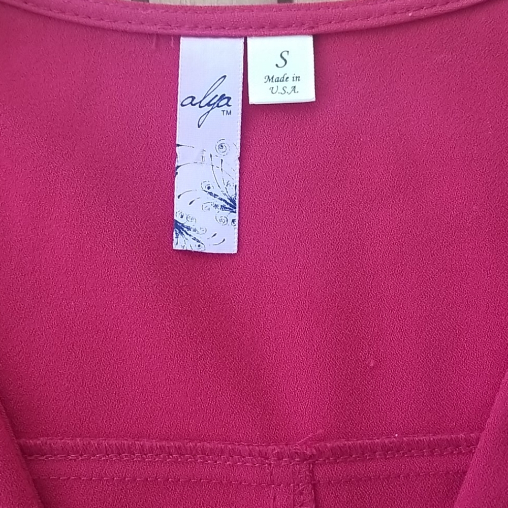 Red Blazer - Picture 4 of 11